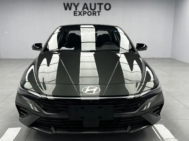 Hyundai Elantra — Фото автомобиля 2