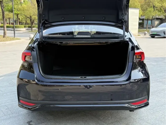 Toyota Allion — Фото автомобиля 20