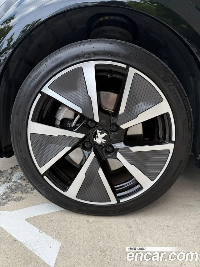 Peugeot 208 — Фото автомобиля 17