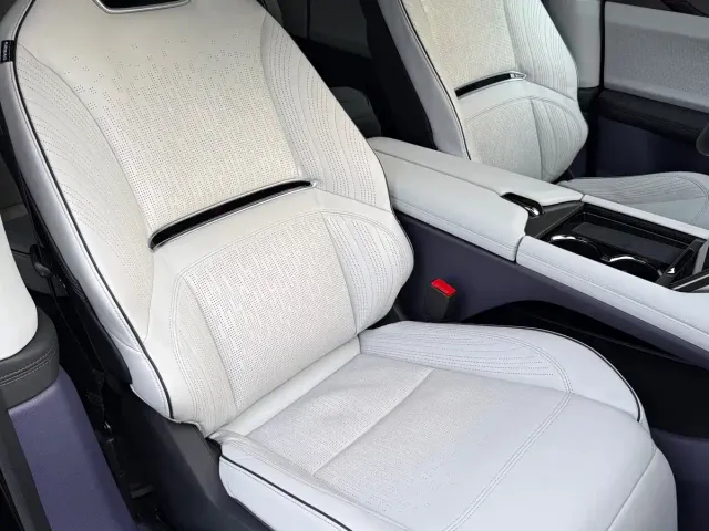 HiPhi HiPhi X 2021 Flagship Edition 6-Seater — Фото автомобиля 11