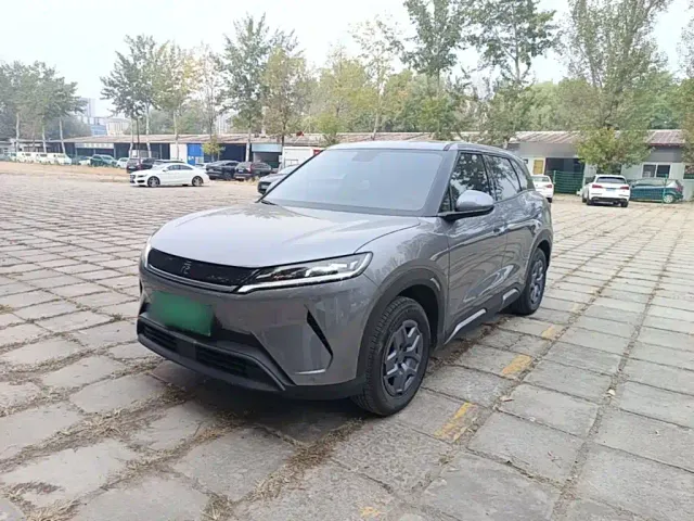 Фотография автомобиля — BYD Yuan UP
