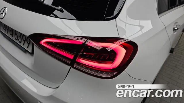 Mercedes-Benz A-Class — Фото автомобиля 23
