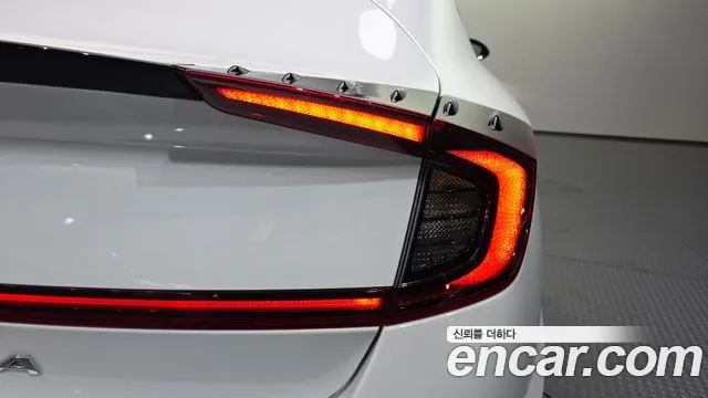Hyundai Sonata — Фото автомобиля 19