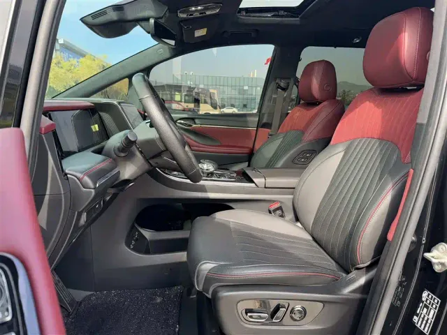 GAC Trumpchi M8 — Фото автомобиля 5