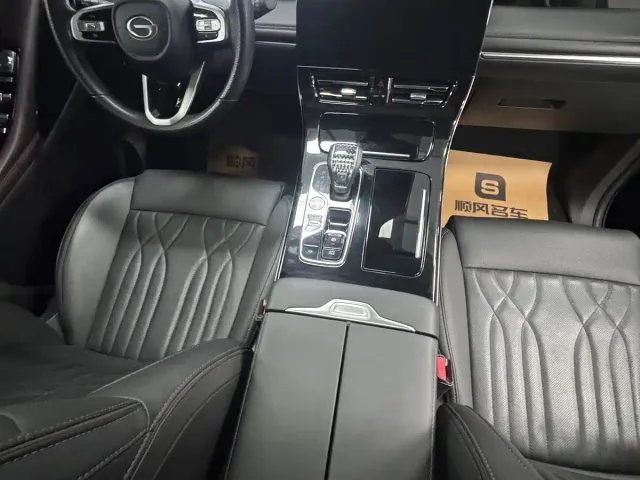 GAC Trumpchi M8 — Фото автомобиля 13