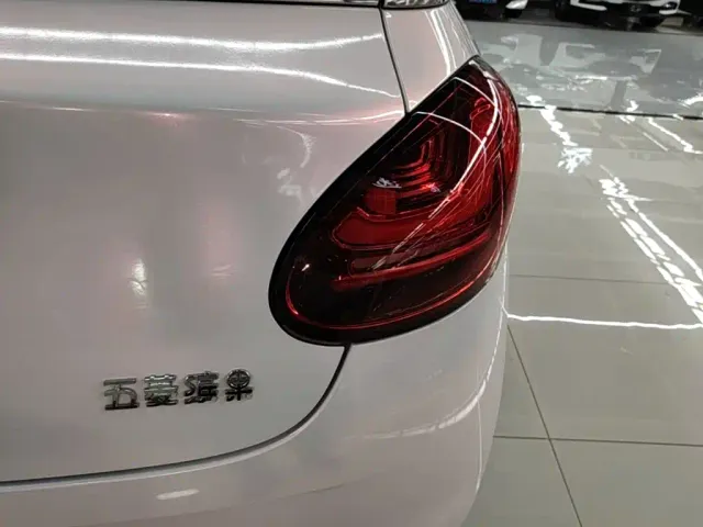 Wuling Bingo — Фото автомобиля 7