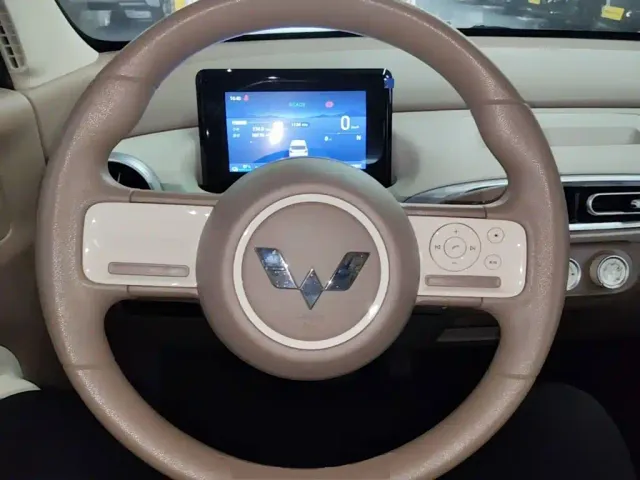 Wuling Hongguang Mini EV — Фото автомобиля 10