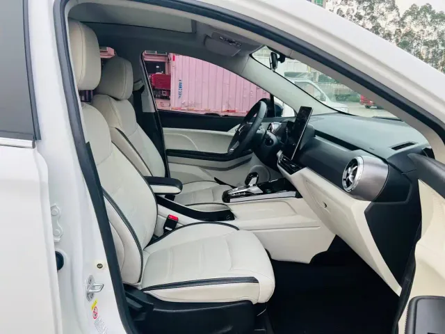 BYD Yuan Pro — Фото автомобиля 6