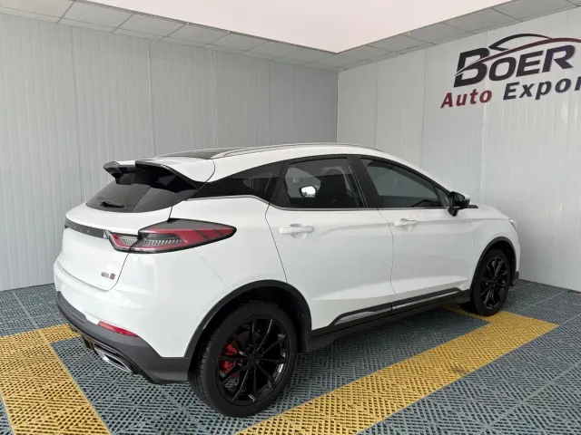 Geely Emgrand S — Фото автомобиля 6