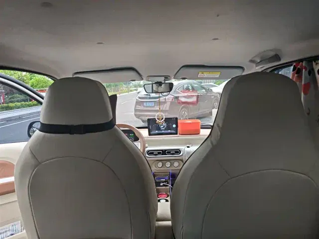 Wuling Hongguang Mini EV — Фото автомобиля 8