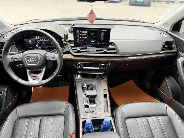 Audi Q5L — Фото автомобиля 11