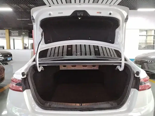 Geely Geometry A — Фото автомобиля 18