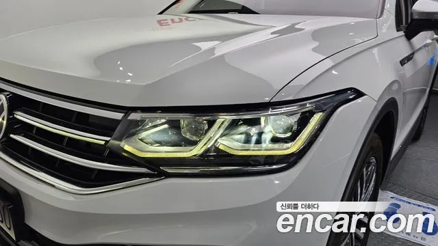 Volkswagen Tiguan — Фото автомобиля 22