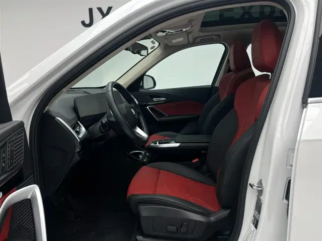 BMW X1 — Фото автомобиля 16