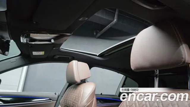 BMW 5 Series G30 — Фото автомобиля 28