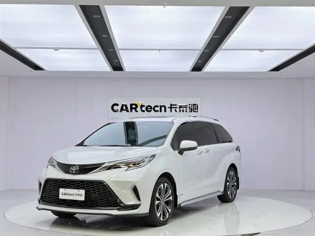 Фотография автомобиля — Toyota Granvia