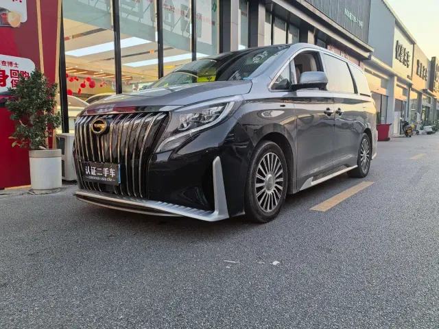 Фотография автомобиля — GAC Trumpchi M8