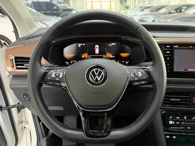 Volkswagen Tharu — Фото автомобиля 11