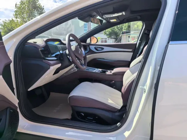 BYD Seal 07 DM-i — Фото автомобиля 9