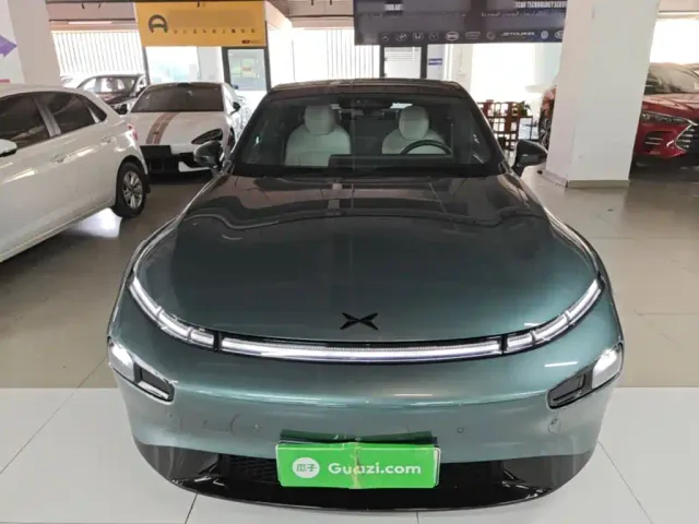 Xpeng P7 — Фото автомобиля 2
