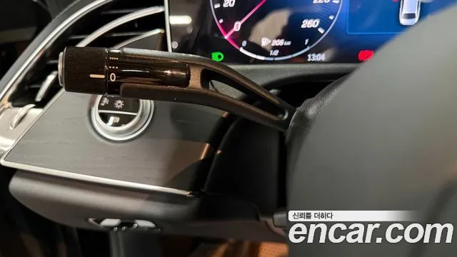 Mercedes-Benz E-Class — Фото автомобиля 15