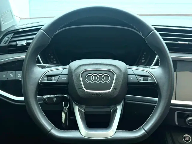 Audi Q3 — Фото автомобиля 12