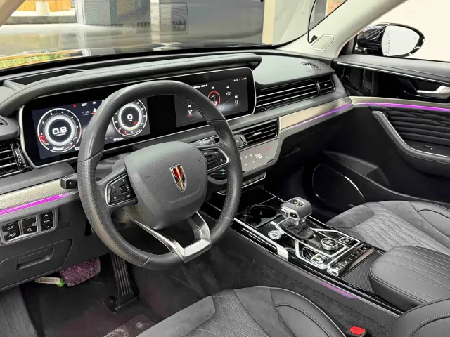 Hongqi HS5 — Фото автомобиля 12