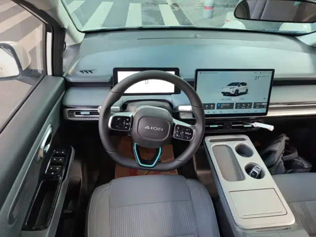 GAC Aion Y — Фото автомобиля 10