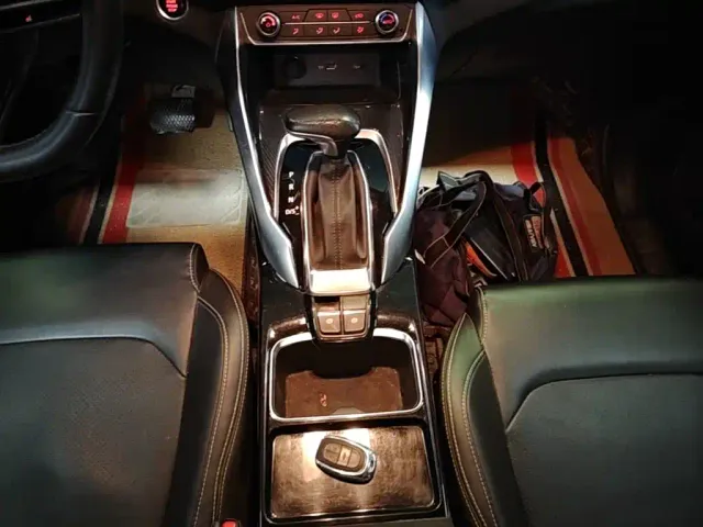 Maxus G50 — Фото автомобиля 13