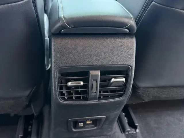Toyota Corolla — Фото автомобиля 14