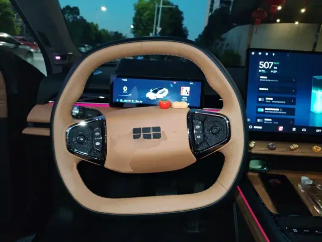 Geely Galaxy Xingyao 8 — Фото автомобиля 2