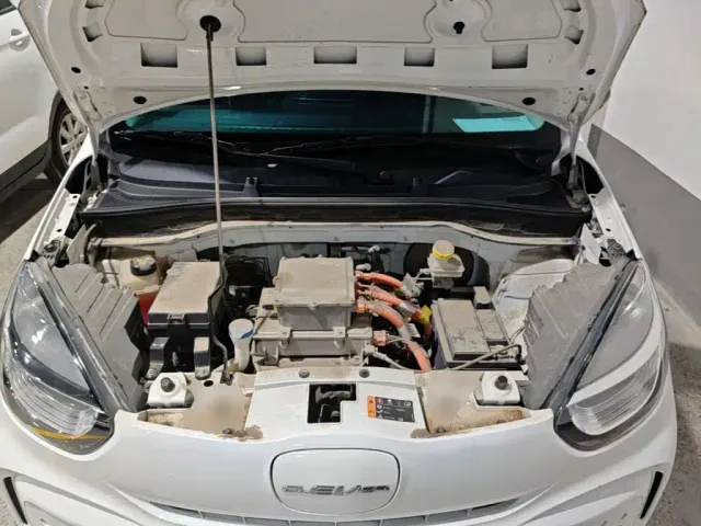 Roewe Clever — Фото автомобиля 19