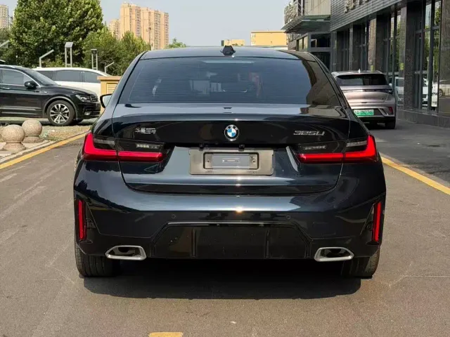 BMW 3 Series — Фото автомобиля 5