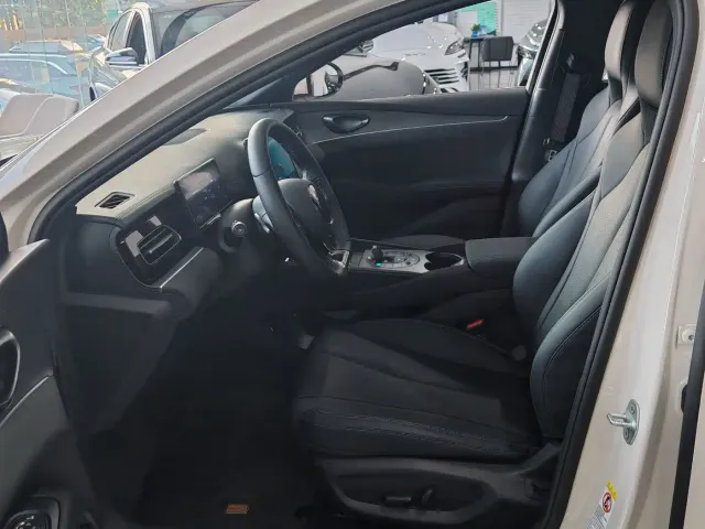 BYD Seal 06 — Фото автомобиля 9