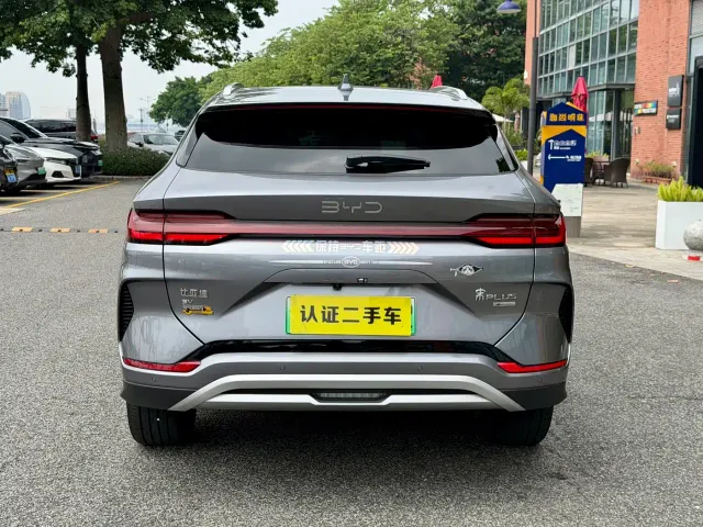 BYD Song PLUS PHEV 2025 EV 520km Luxury — Фото автомобиля 4