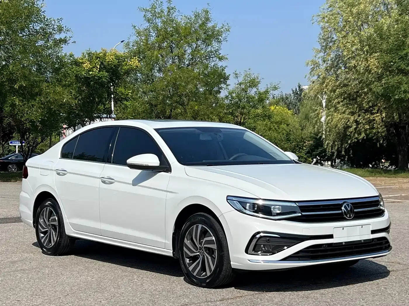 Volkswagen Bora 2023 Model 280TSI DSG Comfort Edition — Фото автомобиля 3