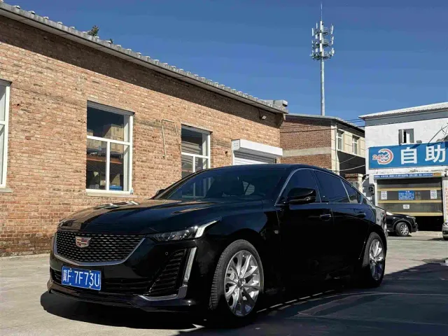 Фотография автомобиля — Cadillac CT5