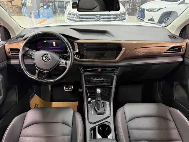 Volkswagen Tharu — Фото автомобиля 6