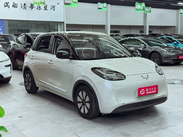Wuling Bingo — Фото автомобиля 3