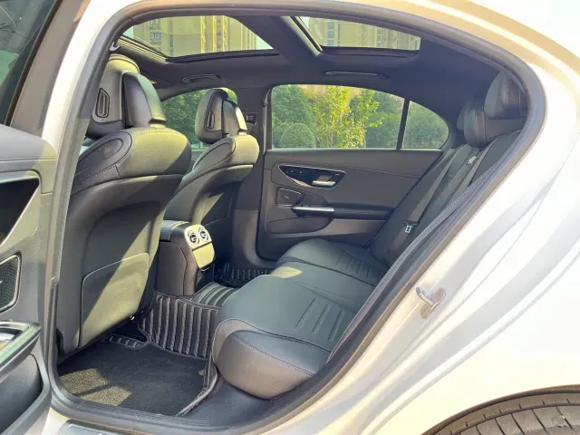 Mercedes-Benz C-Class — Фото автомобиля 15