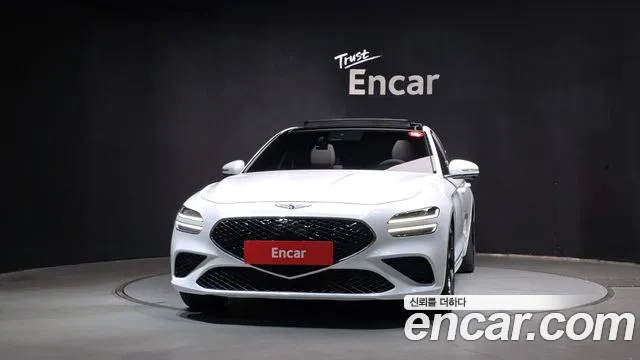 Genesis G70 New — Фото автомобиля 3