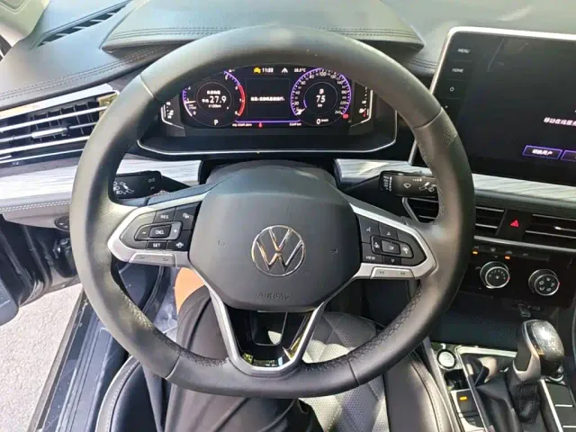 Volkswagen Sagitar — Фото автомобиля 10