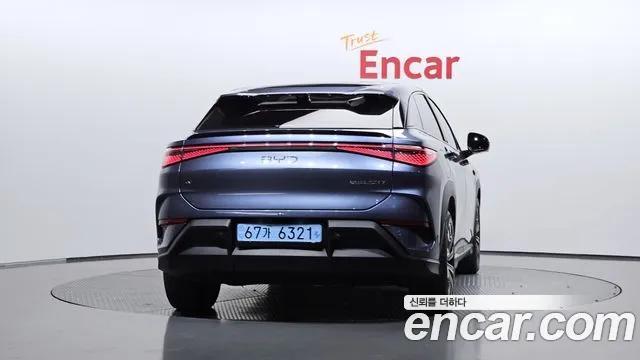 BYD Sealion 7 — Фото автомобиля 3