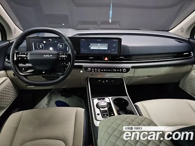 Kia Carnival Generation 4 — Фото автомобиля 7