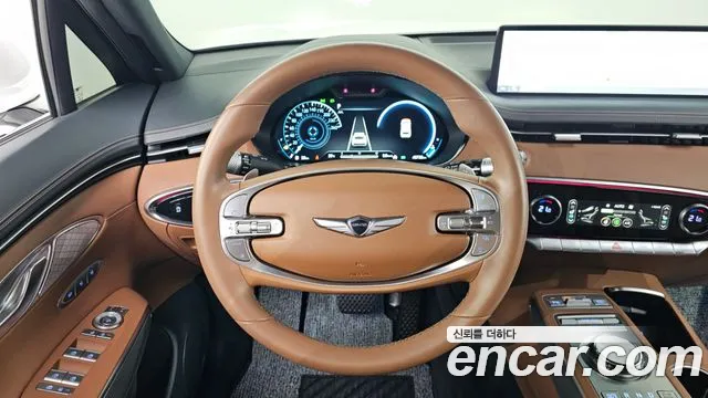 Genesis GV70 — Фото автомобиля 12