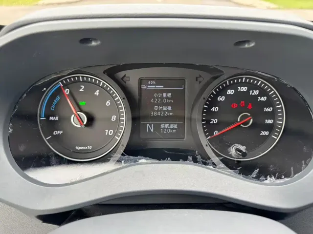 Wuling Yangguang — Фото автомобиля 12