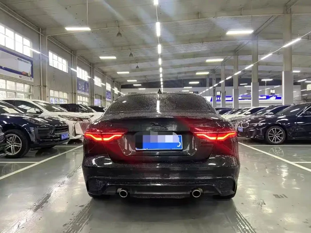 Jaguar XEL — Фото автомобиля 9