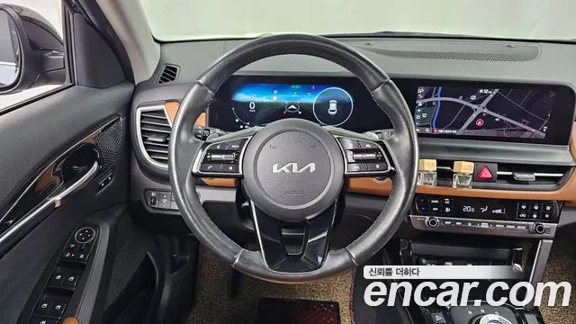 Kia Seltos New — Фото автомобиля 19
