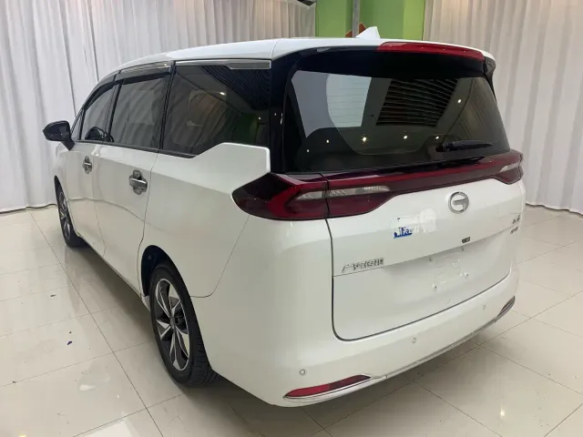 GAC Trumpchi M6 — Фото автомобиля 6