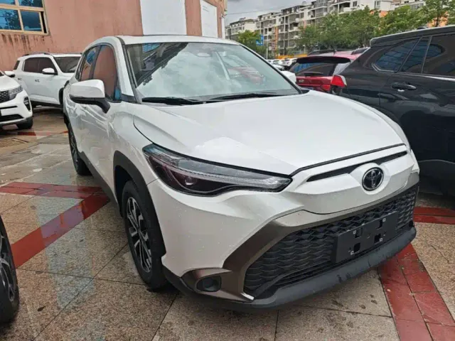 Toyota Frontlander — Фото автомобиля 3